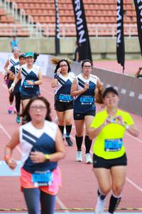 BIB: 1672, 1967
                            <button type="button" onclick="openModal(4642480)" class="btn btn-primary btn-sm float-right btn-popup" data-toggle="modal" data-target=".modal-high-quality">
                        <i class="fas fa-shopping-cart"></i> Add to Cart
                    </button>
                                            <button type="button" onclick="isThisMe(4642480, true)" class="btn btn-success btn-sm float-right btn-popup btn-isme hidden" data-toggle="tooltip" data-placement="bottom" title="นี่คือรูปของคุณใช่ไหม คลิกที่นี่เพื่อเอาเข้าอัลบั้ม">
                        <i class="fas fa-plus"></i> Add to album
                    </button>
                    <button type="button" onclick="isThisMe(4642480, false)" class="btn btn-warning btn-sm float-right btn-popup btn-isnotme hidden">
                        <i class="fas fa-ban"></i> Remove from album
                    </button>